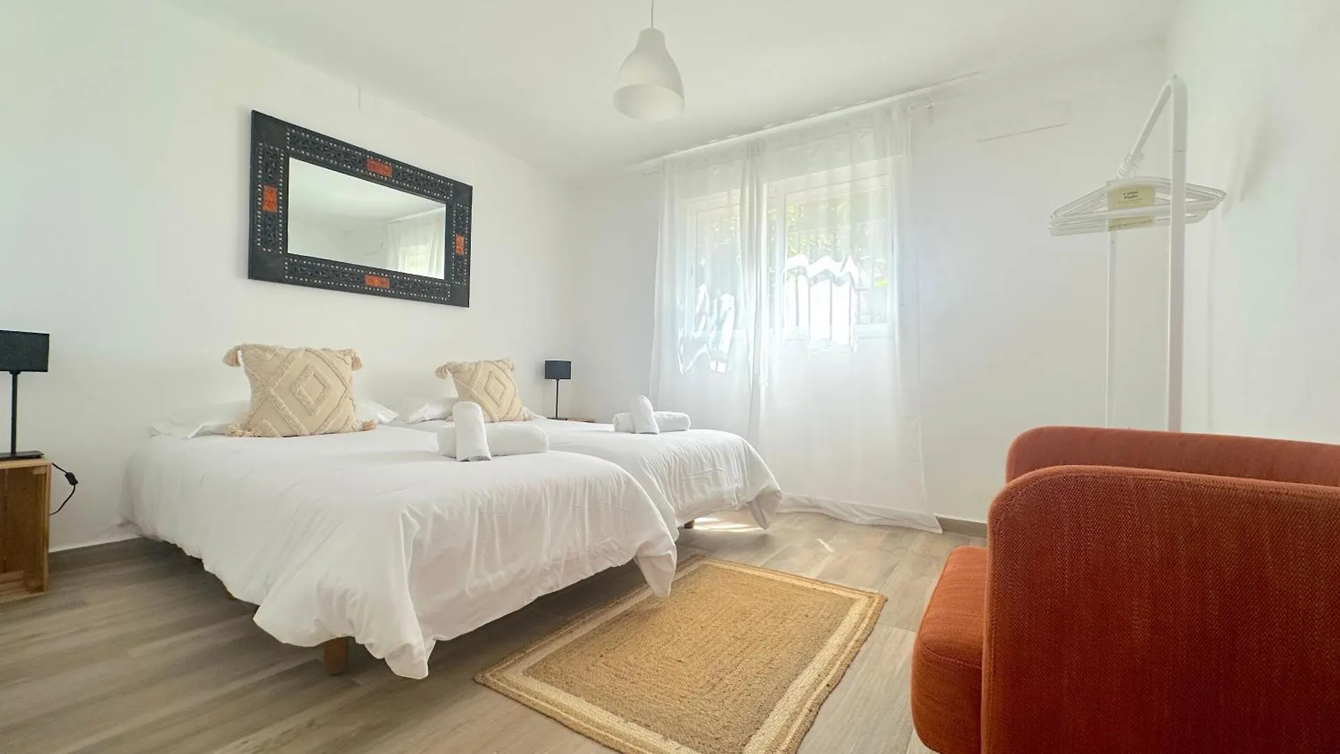 Garden House Malaga City Chalet